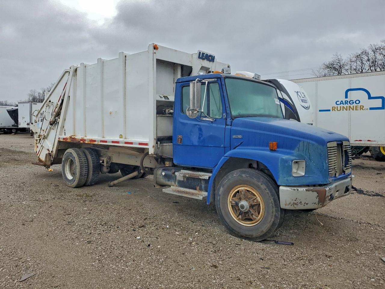 Freightliner Fl70 Fl70 Image 1