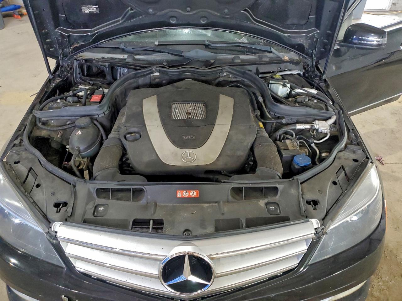 Mercedes-Benz C-Class 300 4matic Image 9