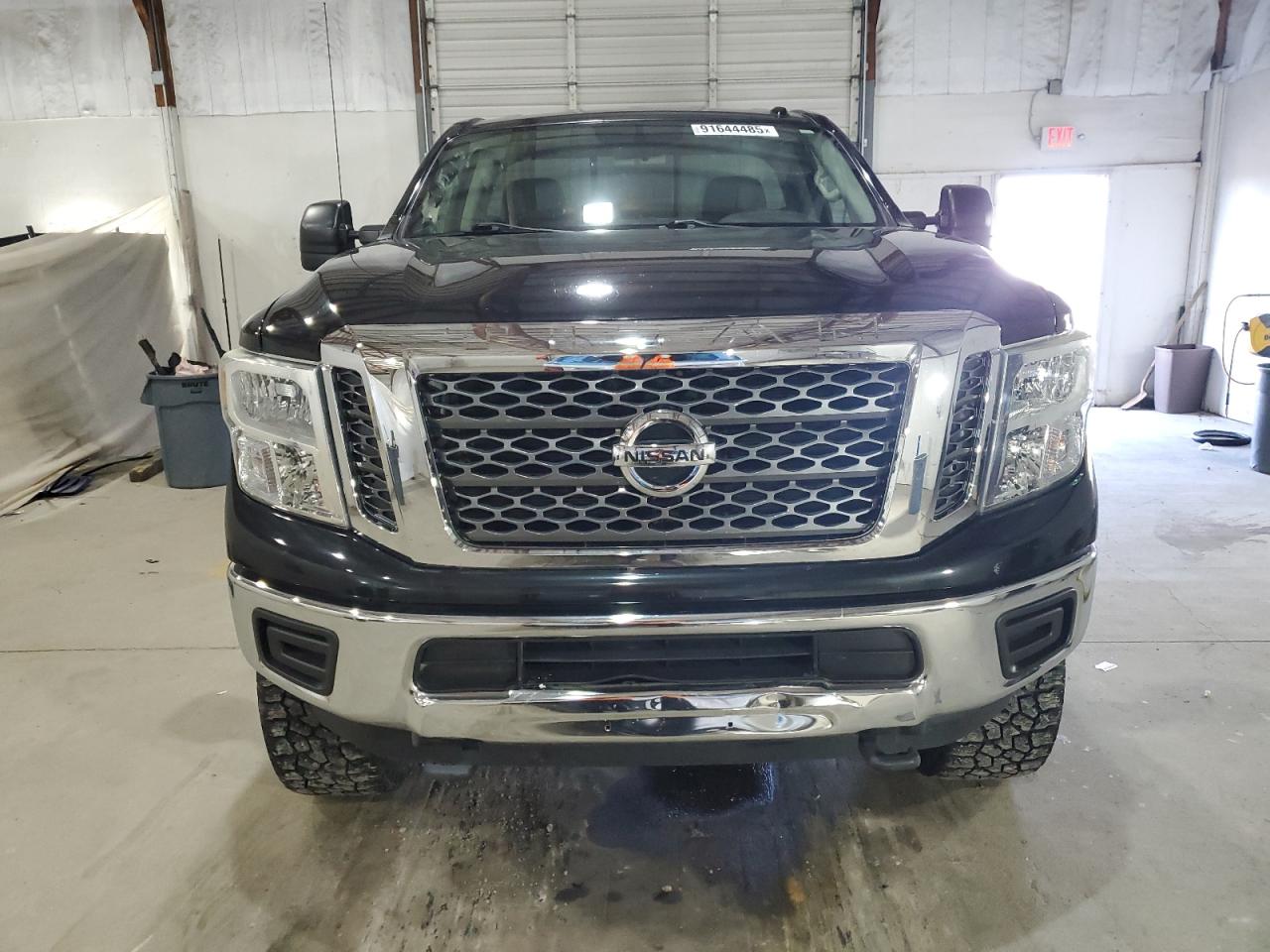 Nissan Titan S Image 10
