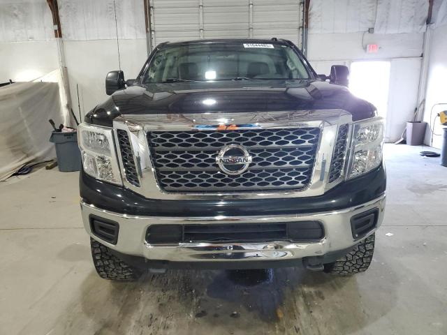Nissan Titan S Image 10