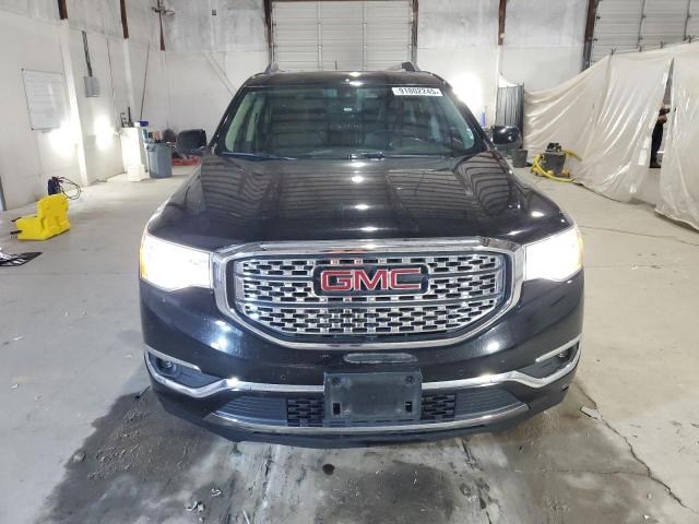 GMC Acadia Denali Image 9