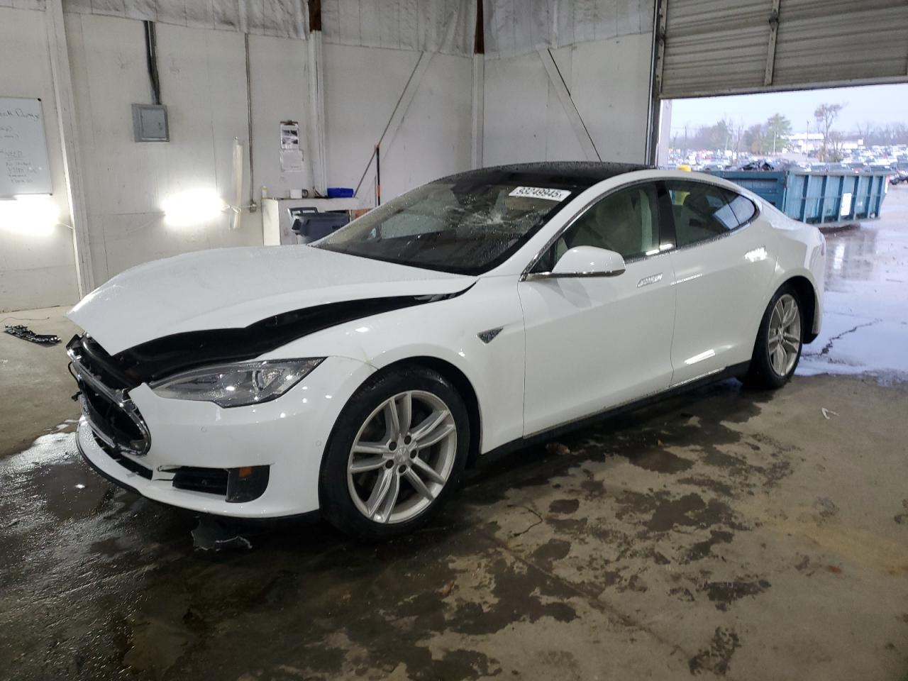 Tesla Model S Image 1