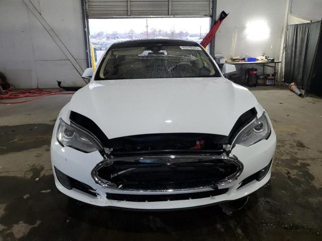 Tesla Model S Image 8