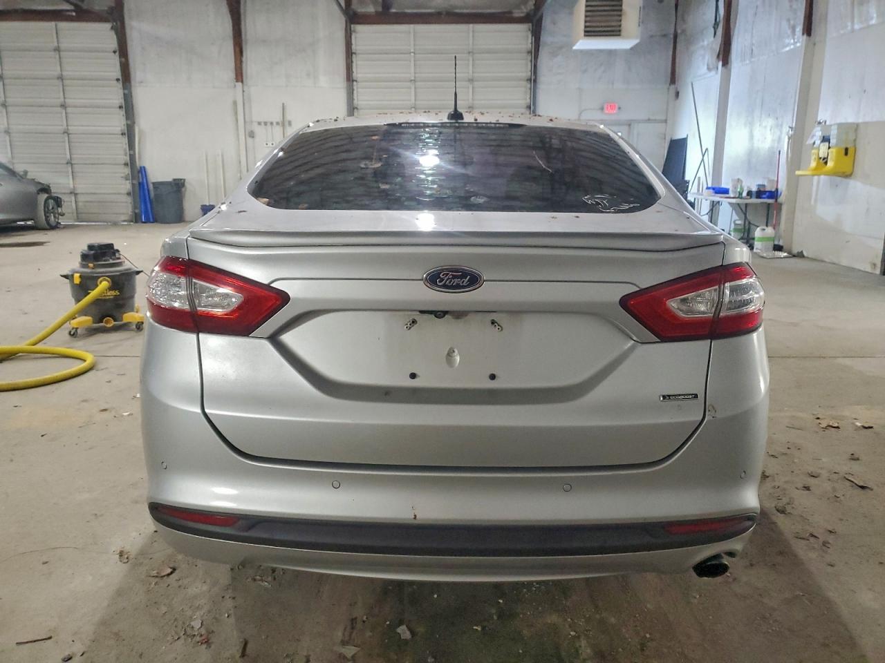 Ford Fusion Se Image 5