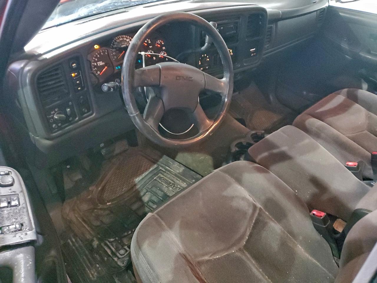 GMC Sierra K1500 Image 3