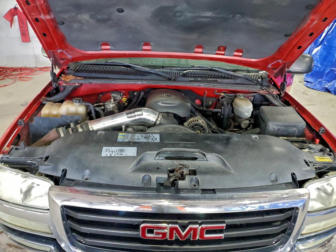 GMC Sierra K1500 Image 8