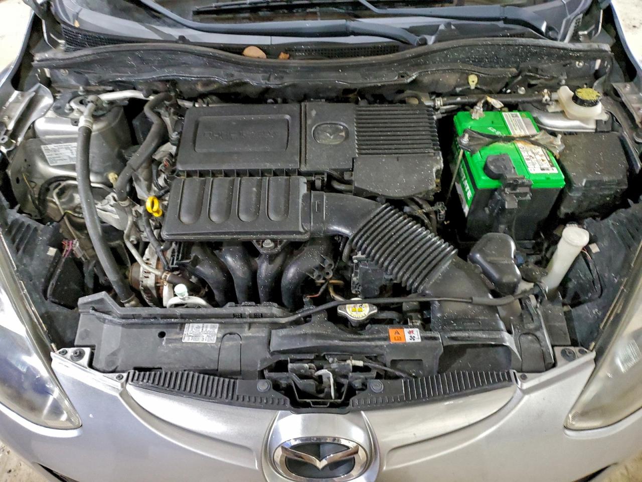 Mazda 2 Image 9