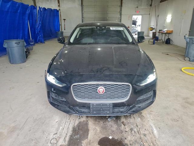 Jaguar XE S Image 12