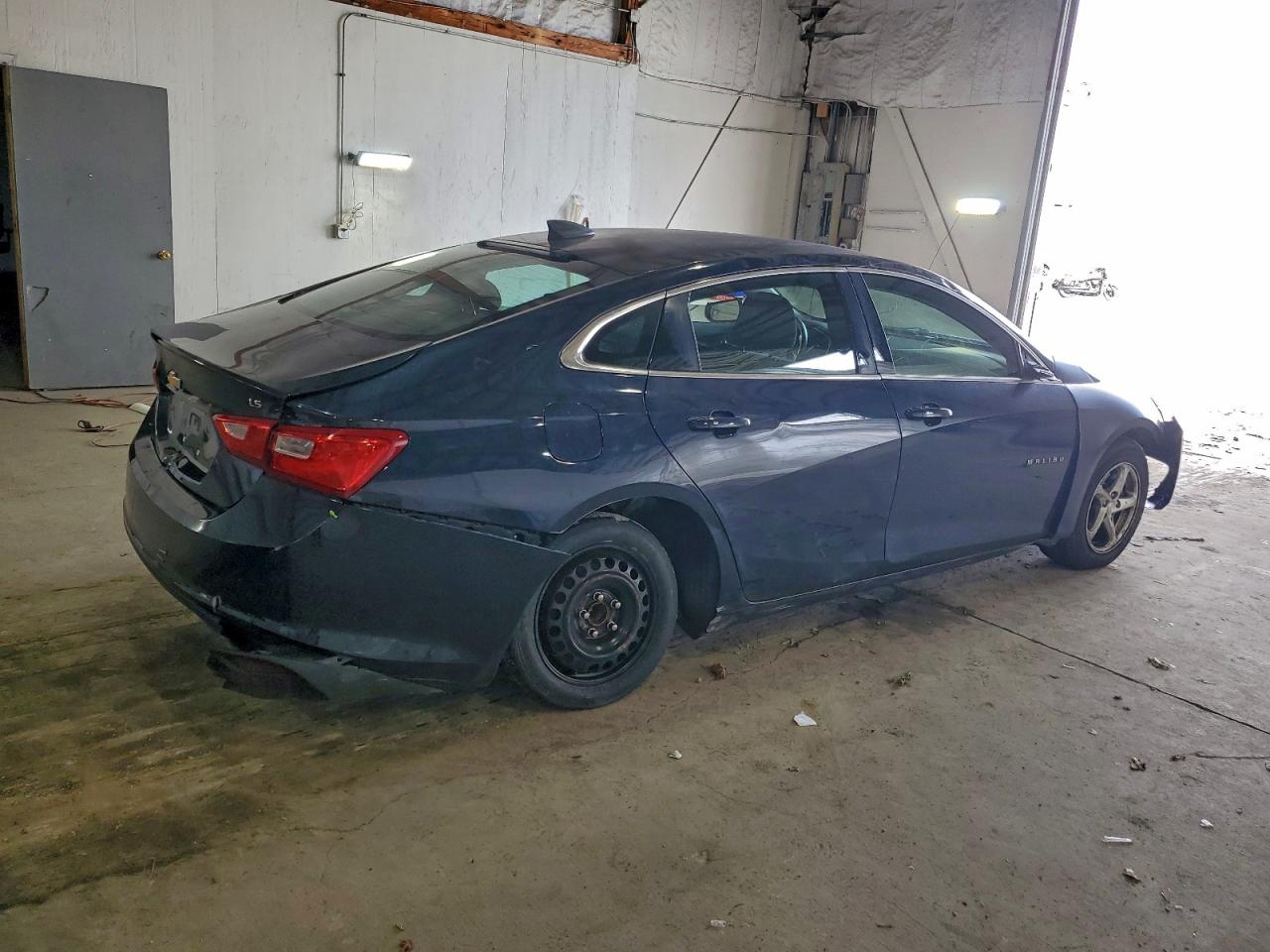 Chevrolet Malibu Ls Image 2