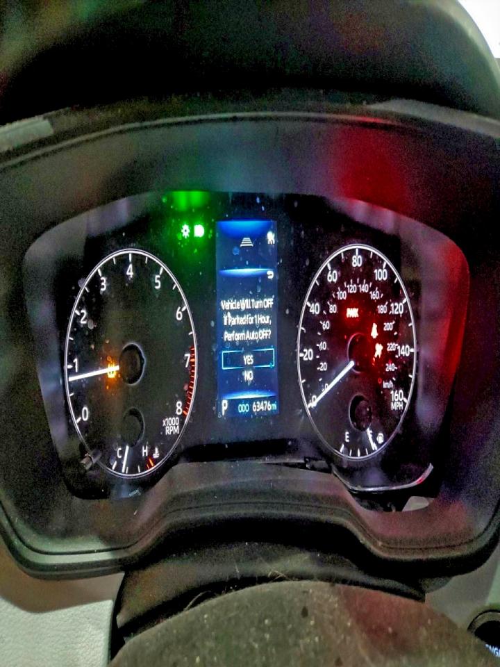 Toyota Corolla Se Image 9