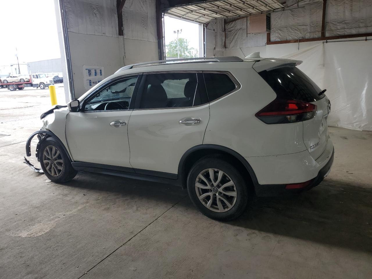 Nissan Rogue S Image 3