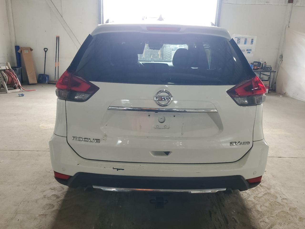 Nissan Rogue S Image 5