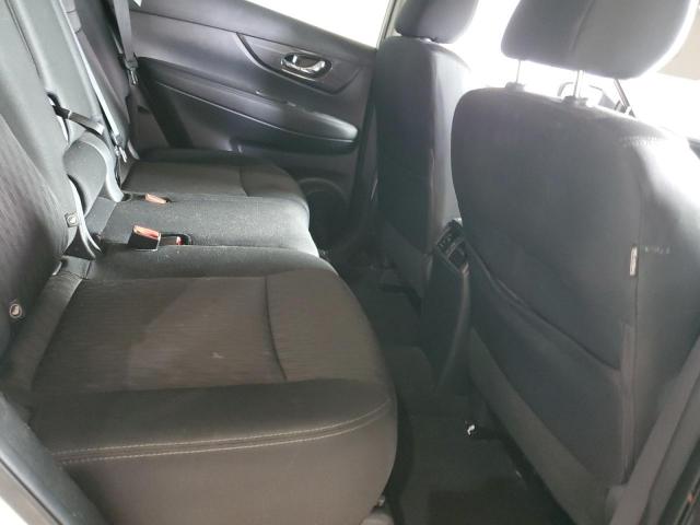 Nissan Rogue S Image 4