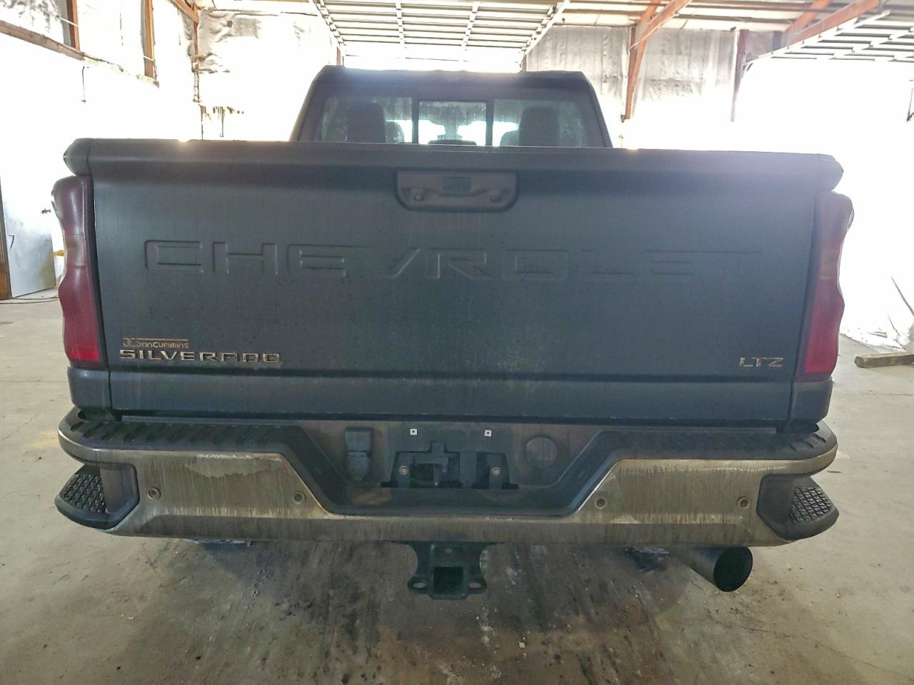 Chevrolet Silverado K2500 Heavy Duty Ltz Image 9