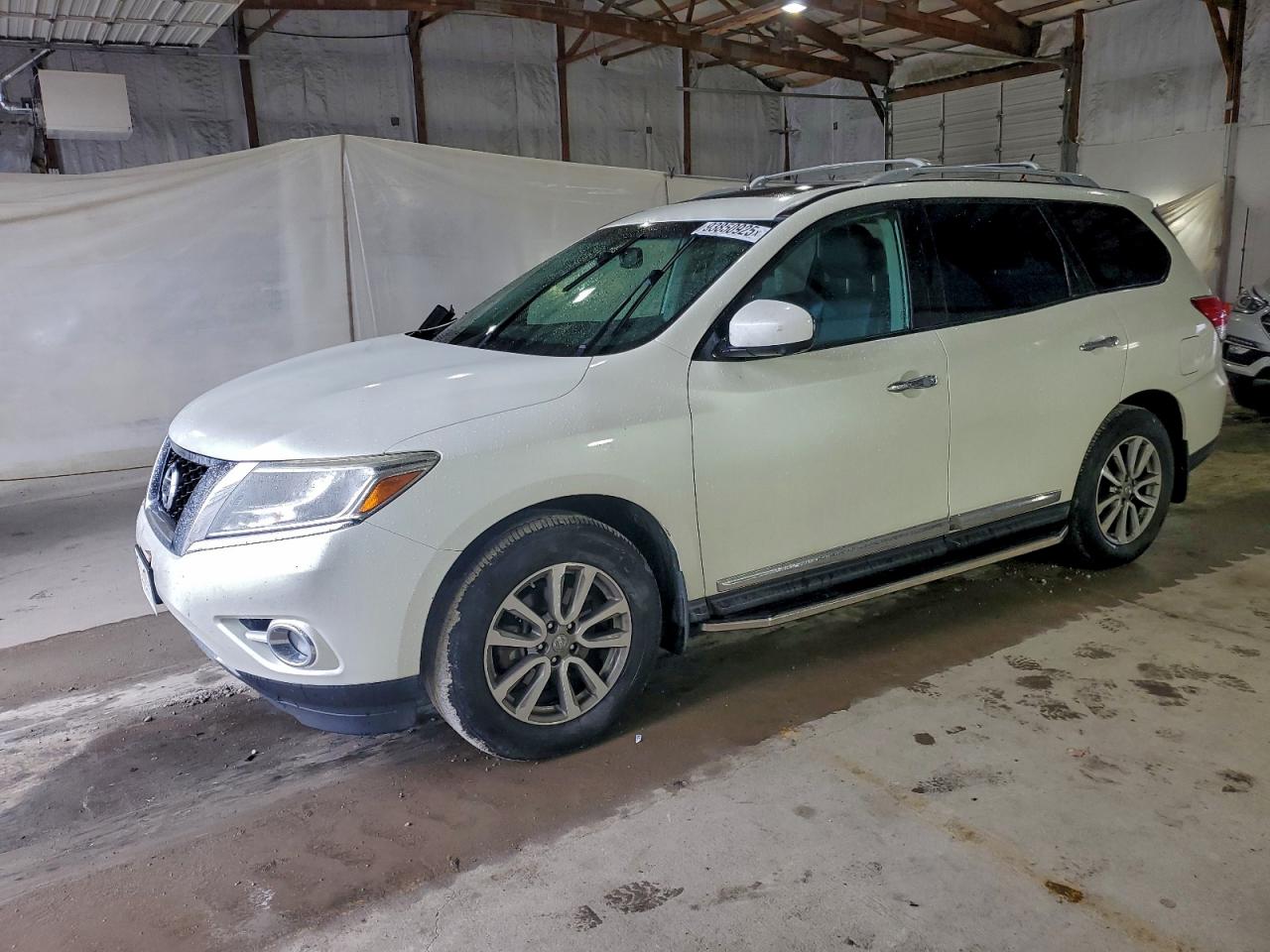 Nissan Pathfinder S Image 1