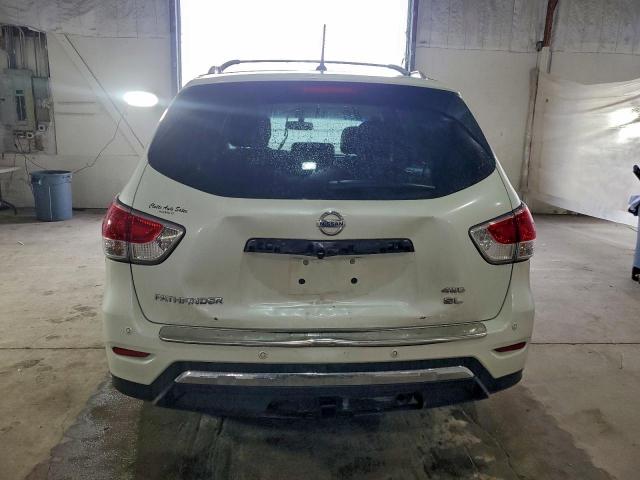 Nissan Pathfinder S Image 6