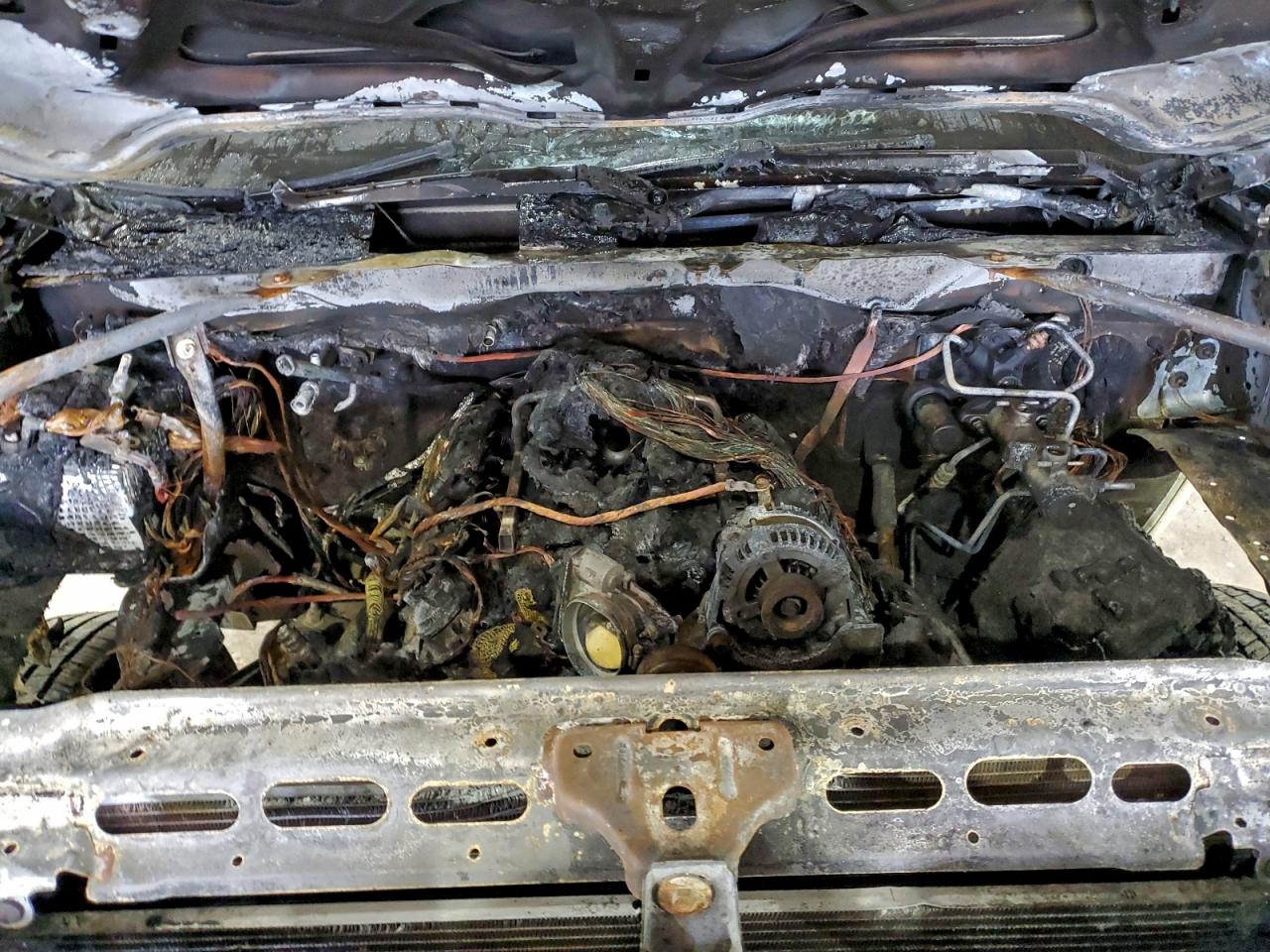 Chevrolet Silverado K2500 Heavy Duty Image 9