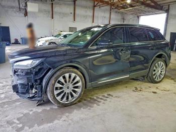  Salvage Lincoln Corsair