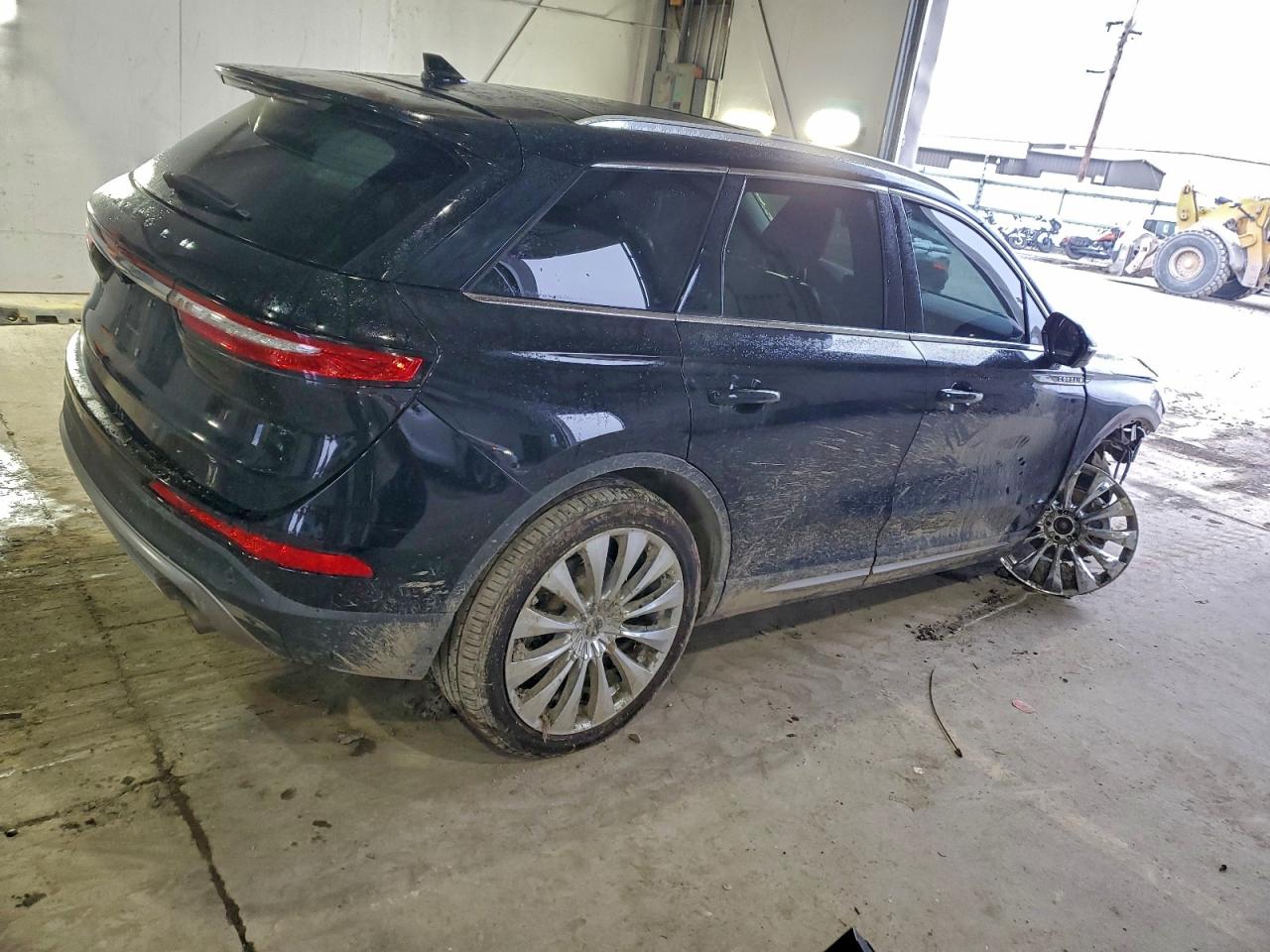 Lincoln Corsair Reserve Image 2