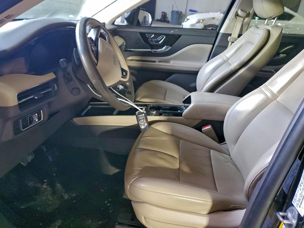 Lincoln Corsair Reserve Image 5