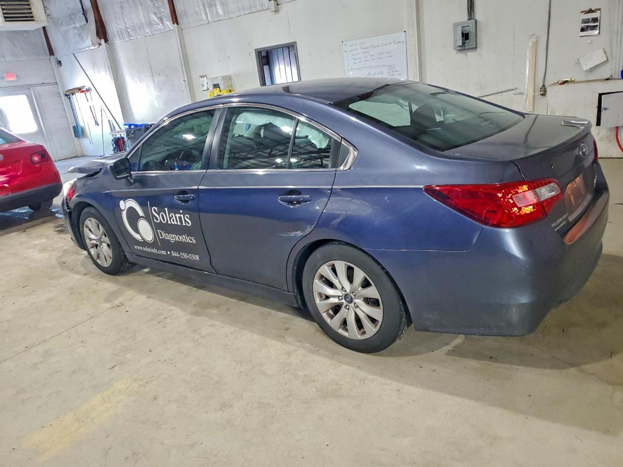 Subaru Legacy 2.5i Image 2