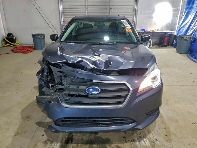 Subaru Legacy 2.5i Image 10