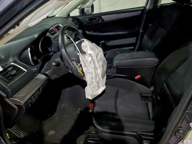 Subaru Legacy 2.5i Image 6