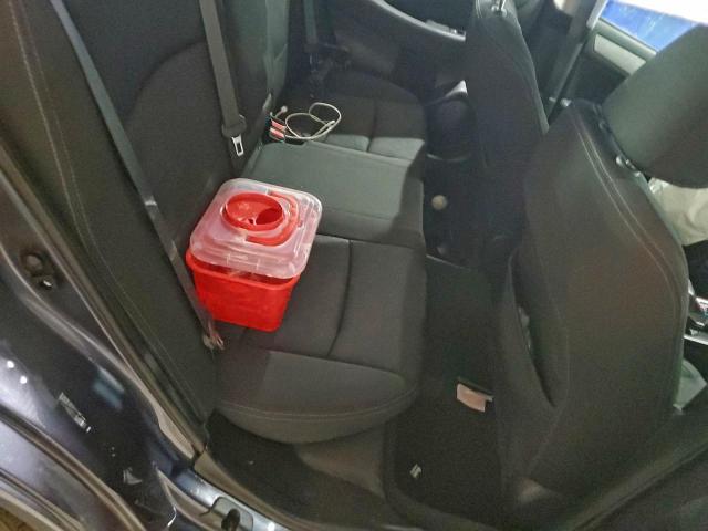 Subaru Legacy 2.5i Image 8