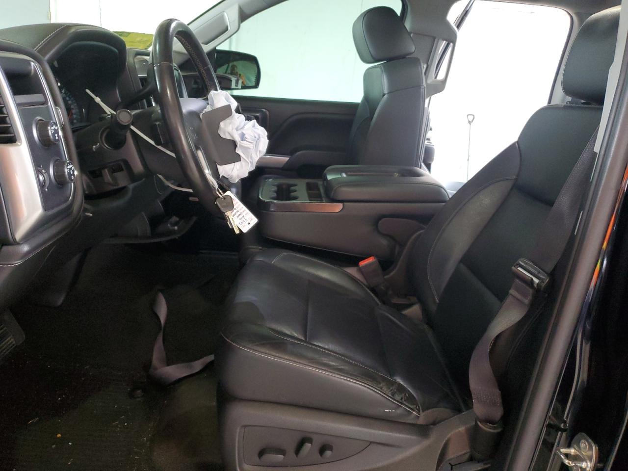 Chevrolet Silverado K1500 Ltz Image 11