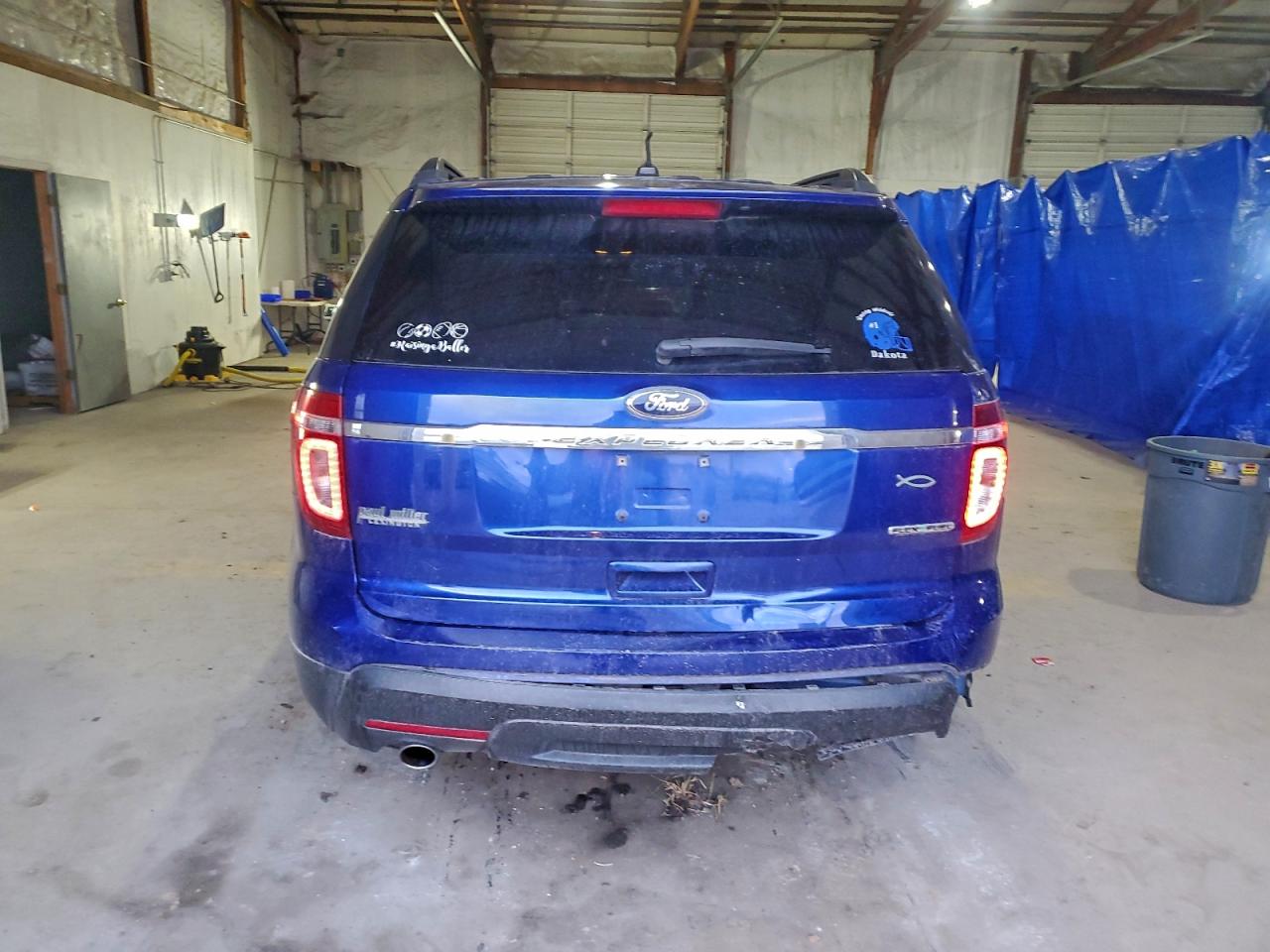 Ford Explorer Image 3