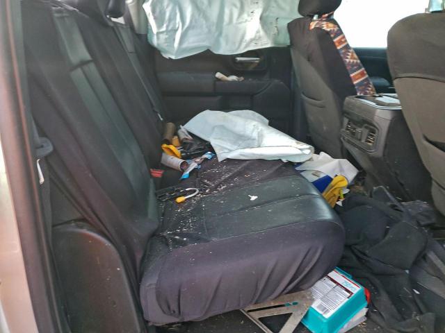 Chevrolet Silverado K3500 Lt Image 8