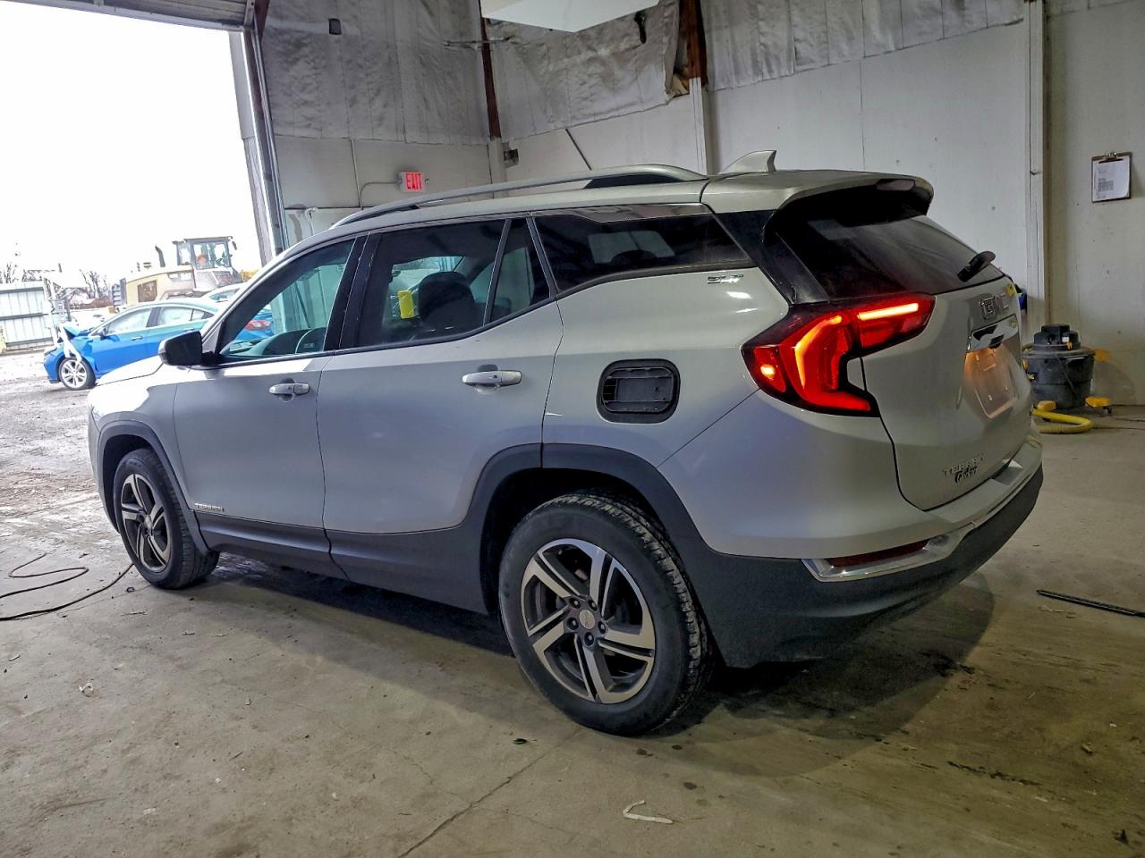 GMC Terrain Slt Image 2