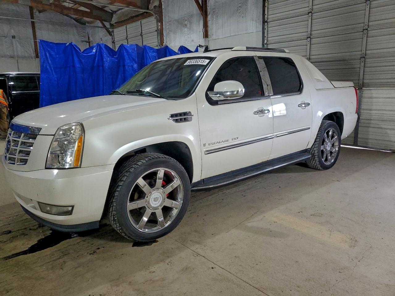 Cadillac Escalade Ext Image 1