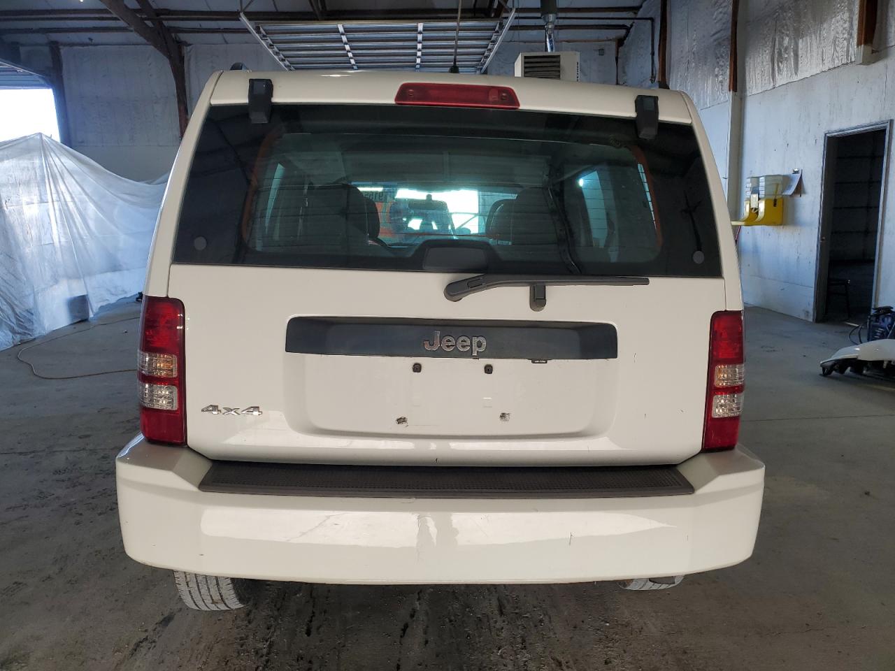 Jeep Liberty Sport Image 4