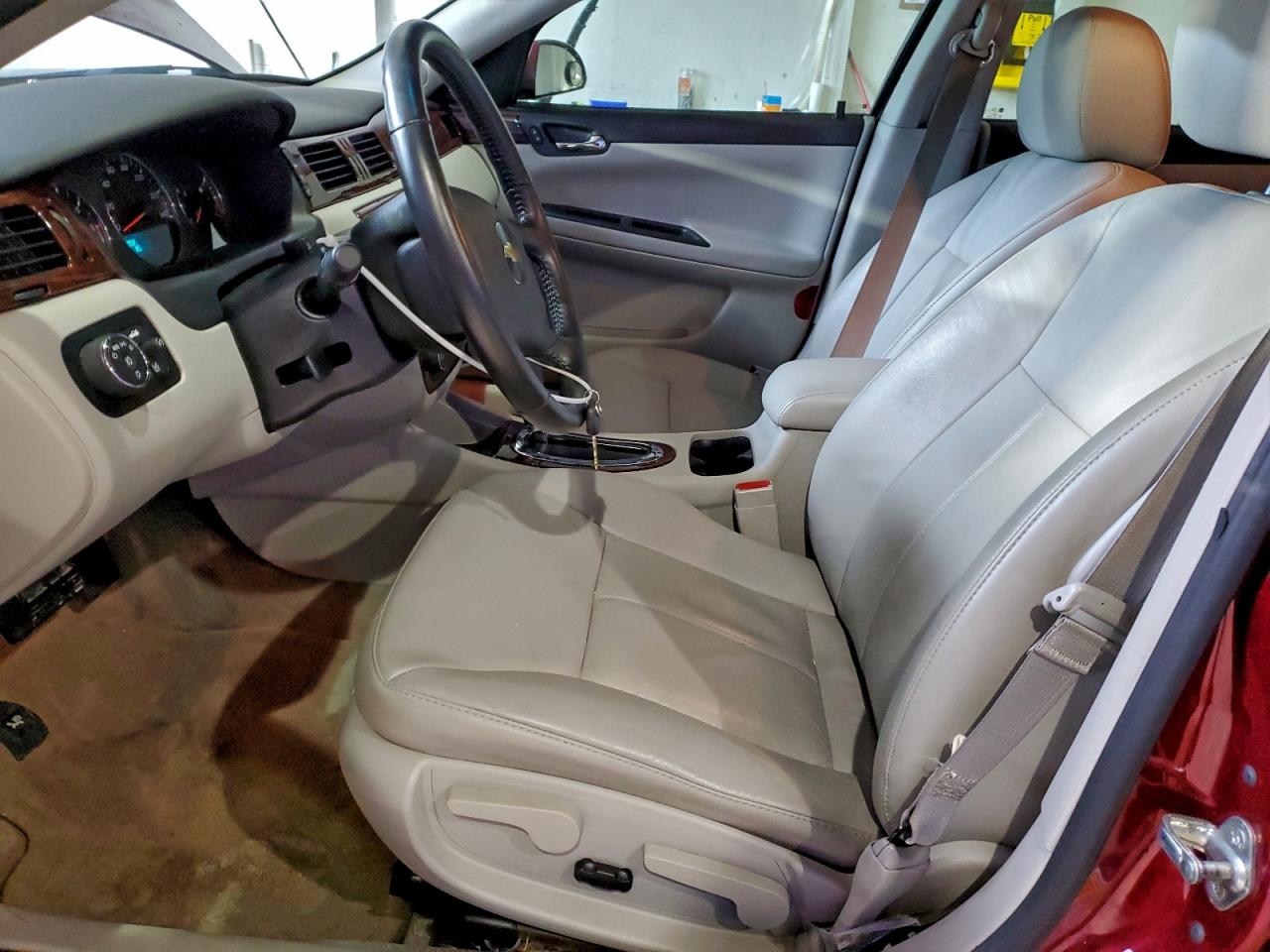 Chevrolet Impala Lt Image 3