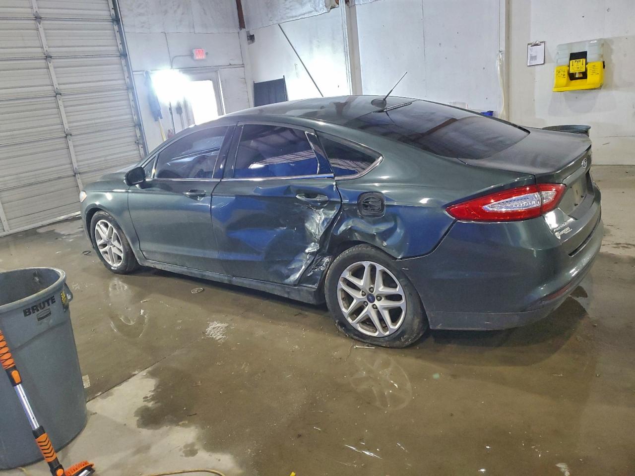 Ford Fusion Se Image 3