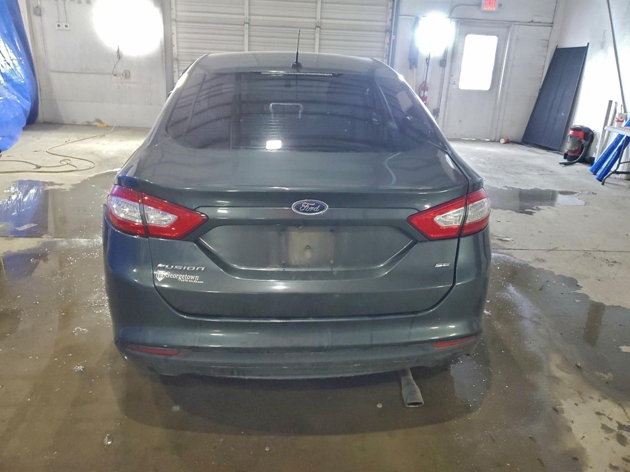 Ford Fusion Se Image 11