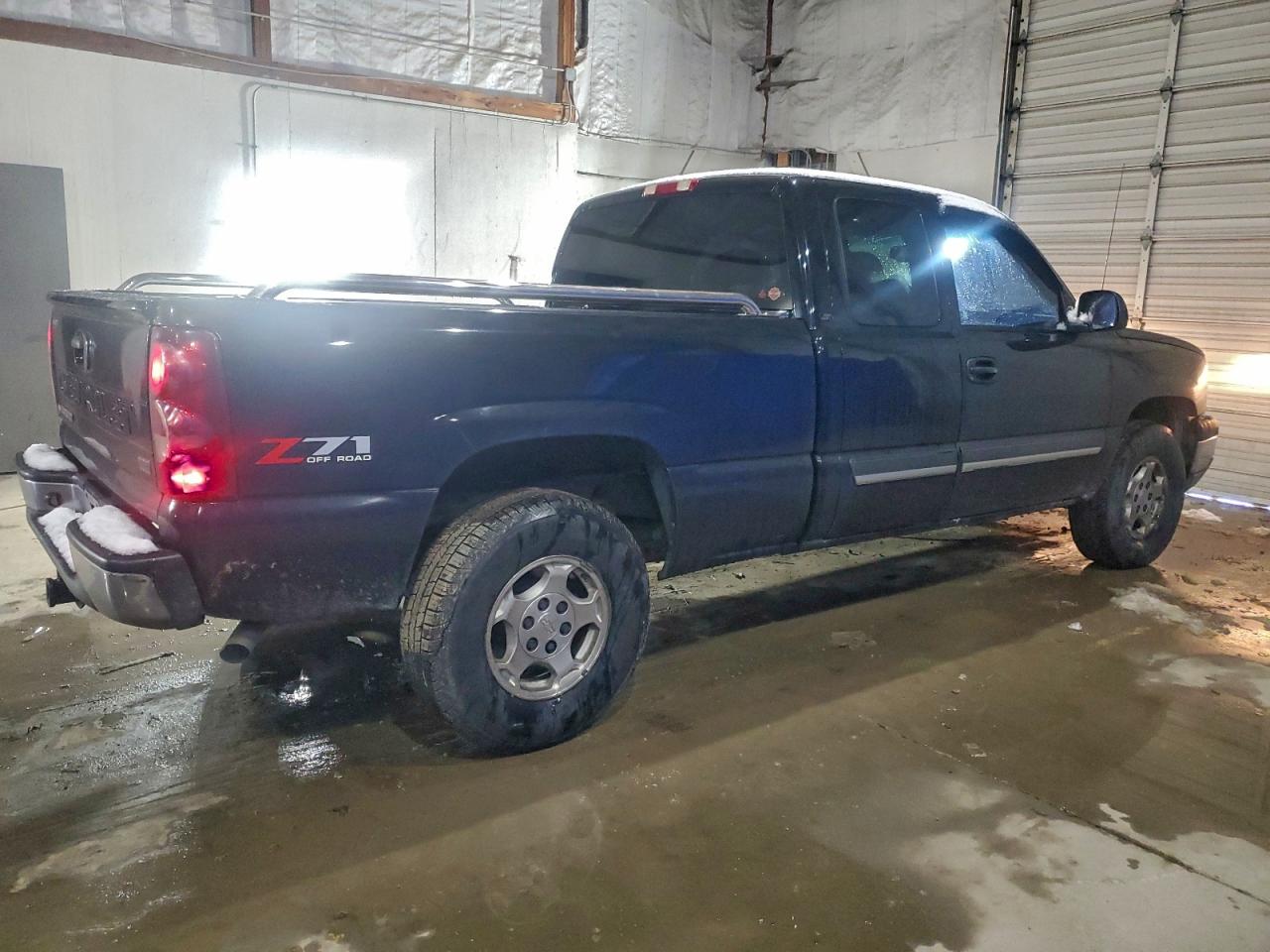 Chevrolet Silverado K1500 Image 5