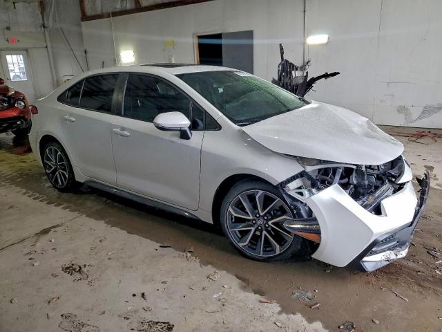 Toyota Corolla Se Image 12