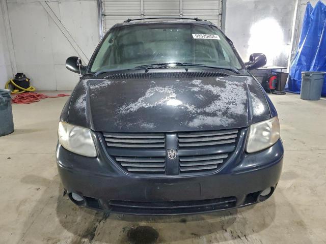 Dodge Caravan Sxt Image 4