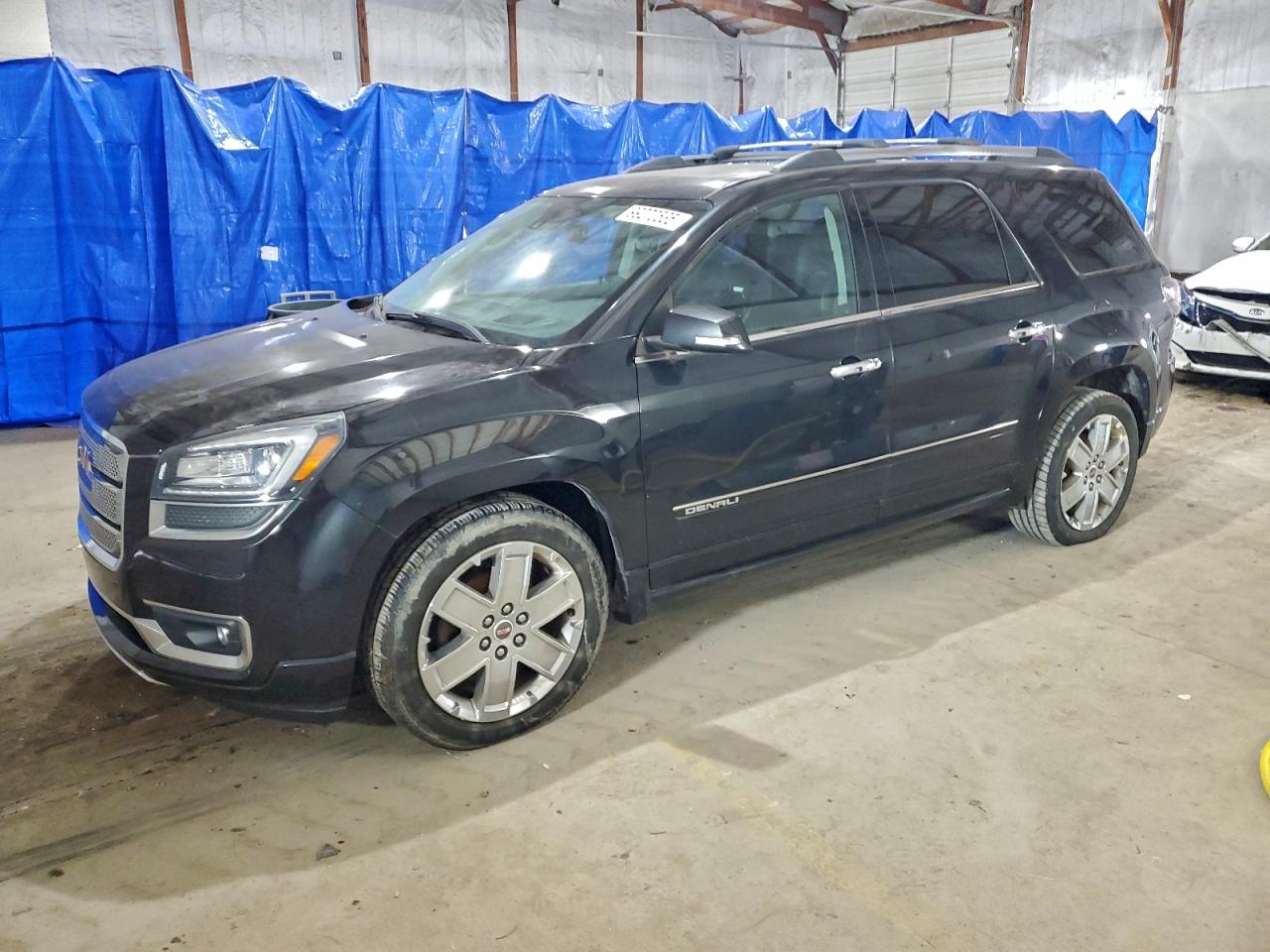 GMC Acadia Denali Image 1