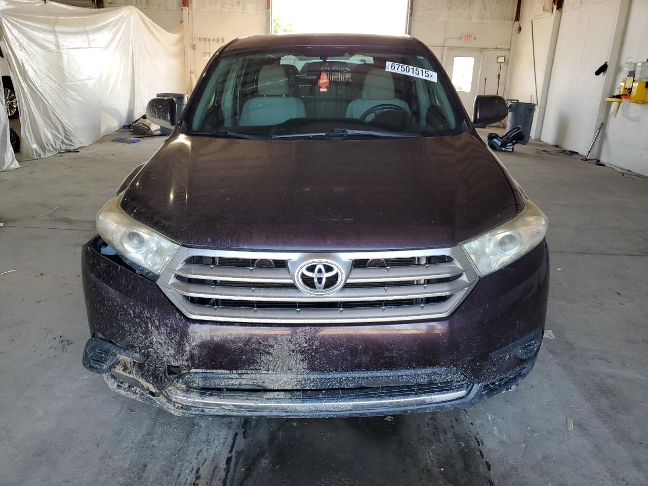 Toyota Highlander Base Image 5