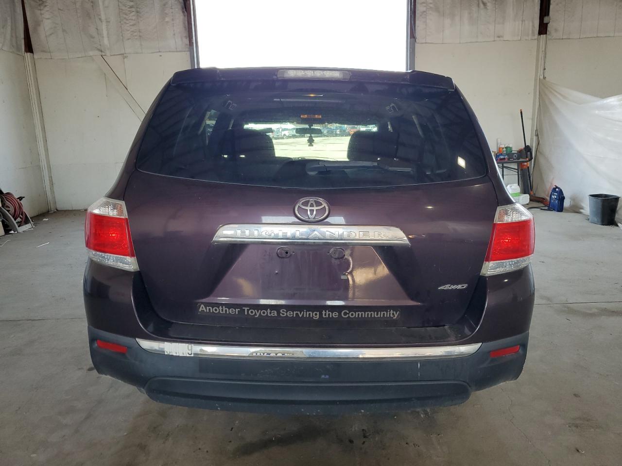 Toyota Highlander Base Image 7