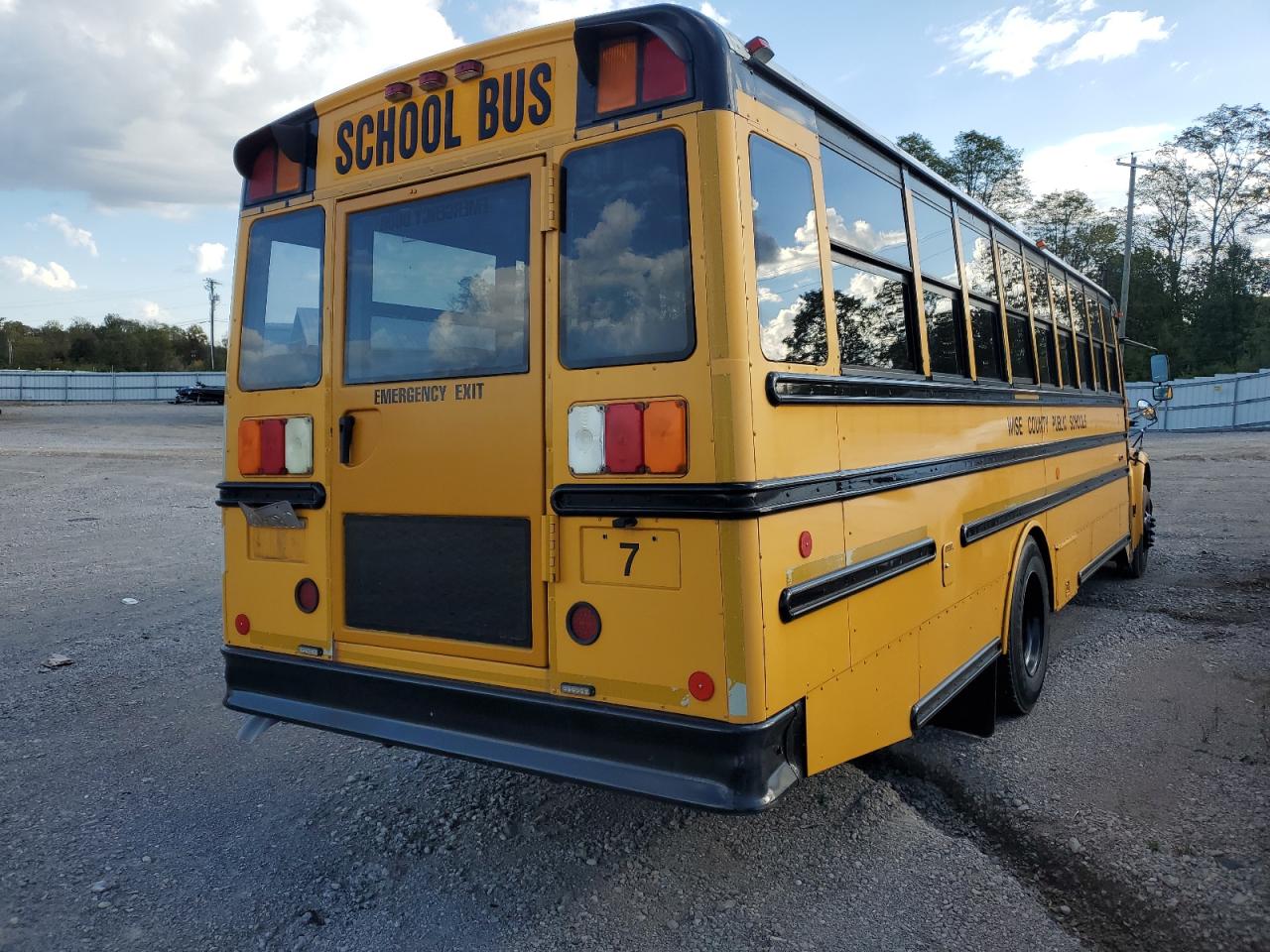 Freightliner Chassis B2 B2b Image 2