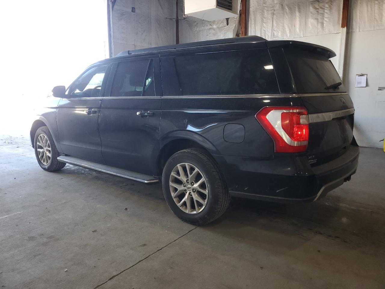 Ford Expedition Max Xlt Image 2