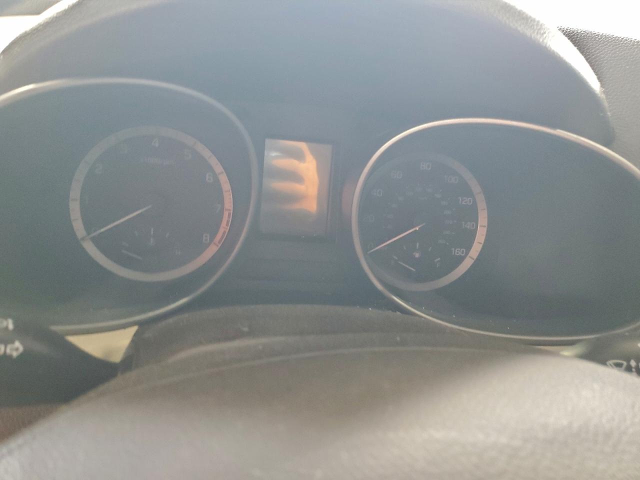 Hyundai SANTA FE Image 6