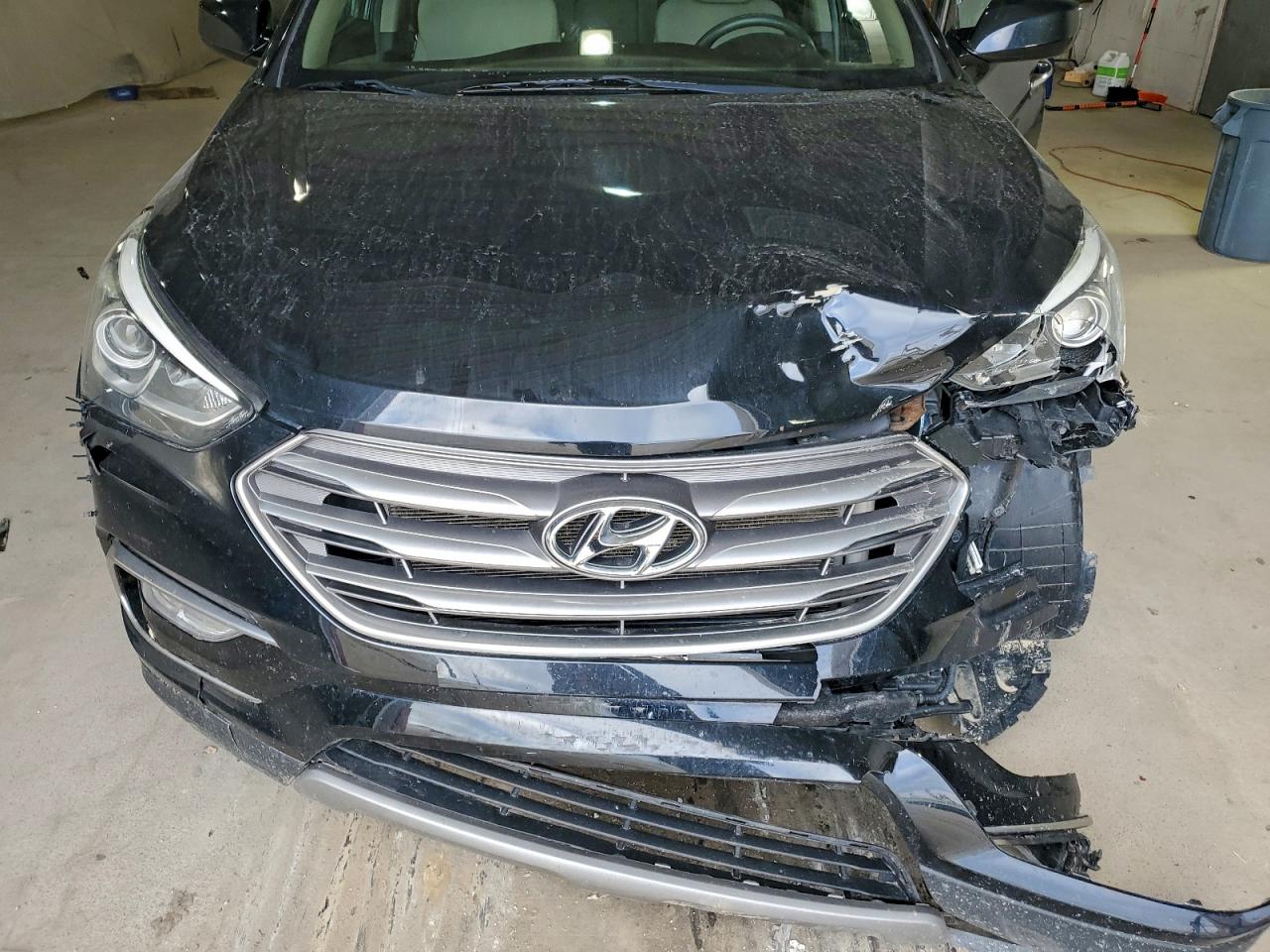 Hyundai SANTA FE Image 7