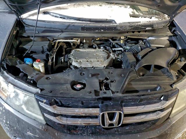 Honda Odyssey Touring Image 12