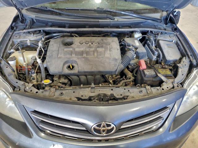 Toyota Corolla Base Image 11