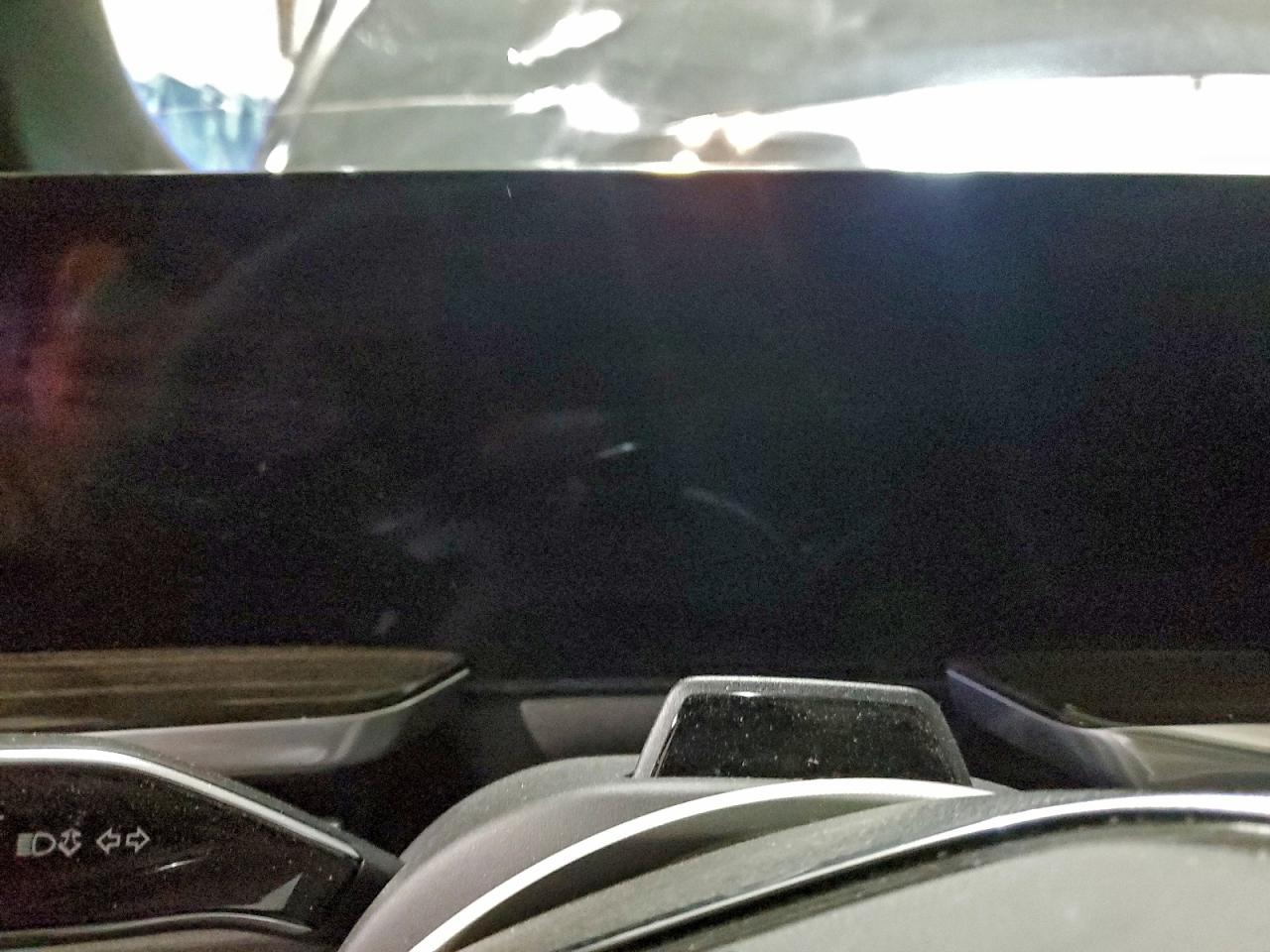 Cadillac Escalade Premium Luxury Image 10